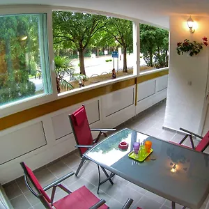 Apartamento Suzana 2br With Balcony, Split
